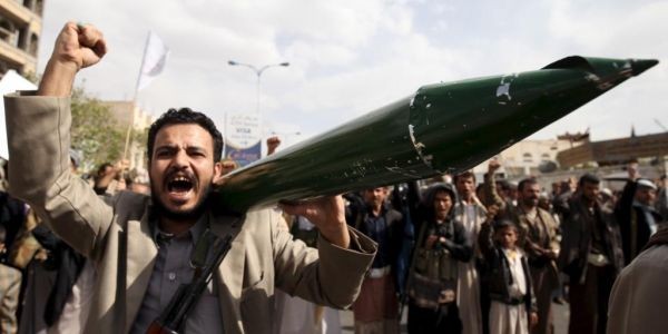 "دي فليت" الألمانية: ايران تشغل معامل تصنيع أسلحة في اليمن