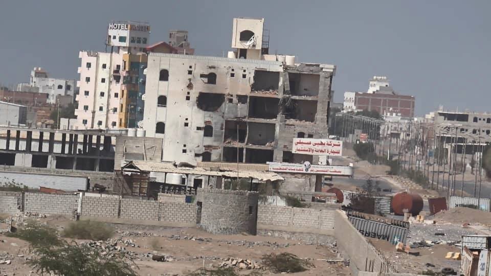 كبدها عديد قتلى وجرحى في صفوفها.. الجيش الوطني يكسر هجوماً لمليشيا الحوثي جنوب الحديدة