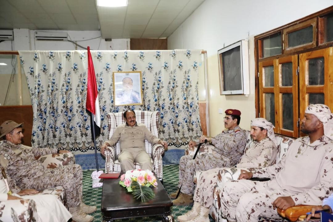 نائب الرئيس لقيادات عسكرية في التحالف: مواقفكم ستظل خالدة في ذاكرة الأجيال اليمنية