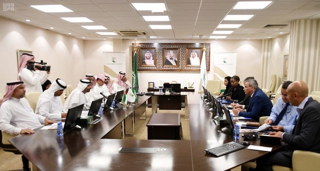 المجلس التنسيقي يتابع ما تم انجازه من برامج ومشاريع المنحة السعودية الإماراتية لليمن