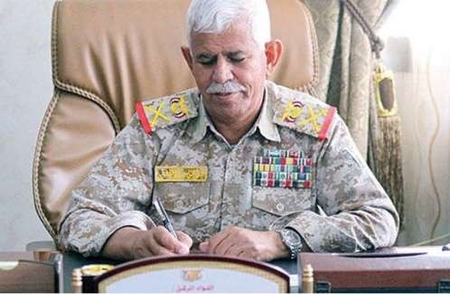 صحيفة دولية  تكشف عن شخصية الجنرال المنشق عن المخلوع صالح 