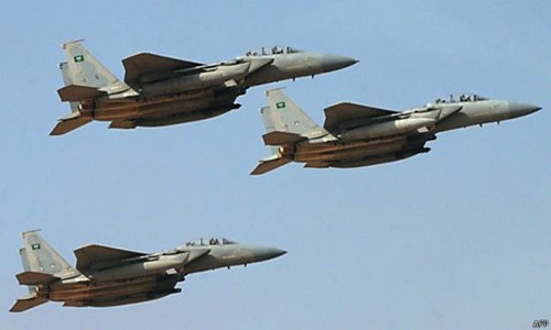 طيران التحالف يشن هجوماً جوياً على همدان