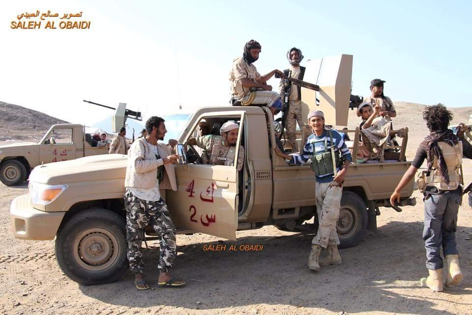 قوات الشرعية تسيطر على معسكر العمري في ذو باب