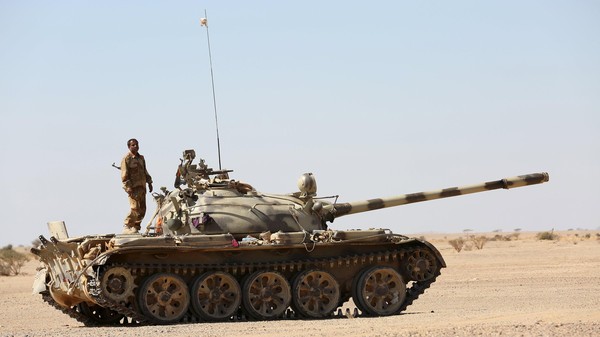 الجيش اليمني يسيطر على معسكر الخنجر بمحافظة الجوف