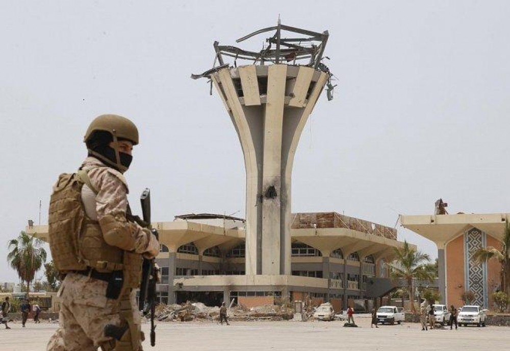 مطار عدن يشهد استنفار عسكري غير مسبوق، والقوات الأمنية تنتشر بشكل كثيف