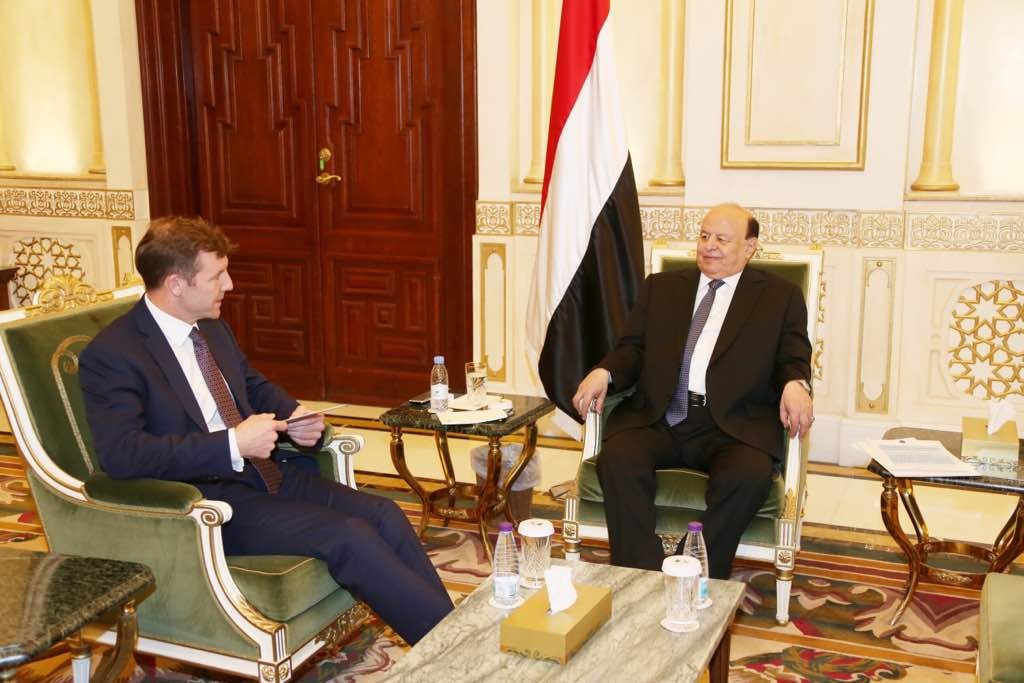 الرئيس هادي يلتقي وزير الخارجية البريطاني في الرياض