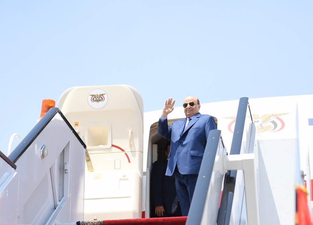 بعد زيارة ناجحة الى مصر.. رئيس الجمهورية يصل العاصمة السعودية