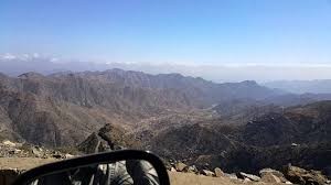 عكاظ السعودية " الجيش الوطني اليمني يحرر سلسلة جبلية تطل على طريق يربط عدن بتعز