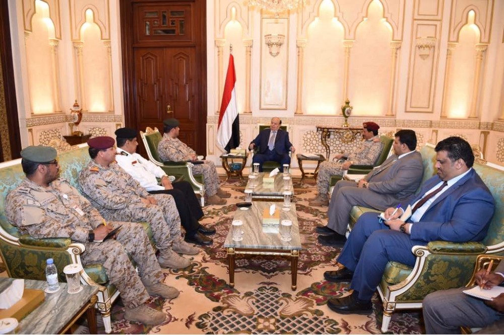  الرئيس هادي يستقبل أعضاء اللجنة العسكرية  المعنية بسقطرى