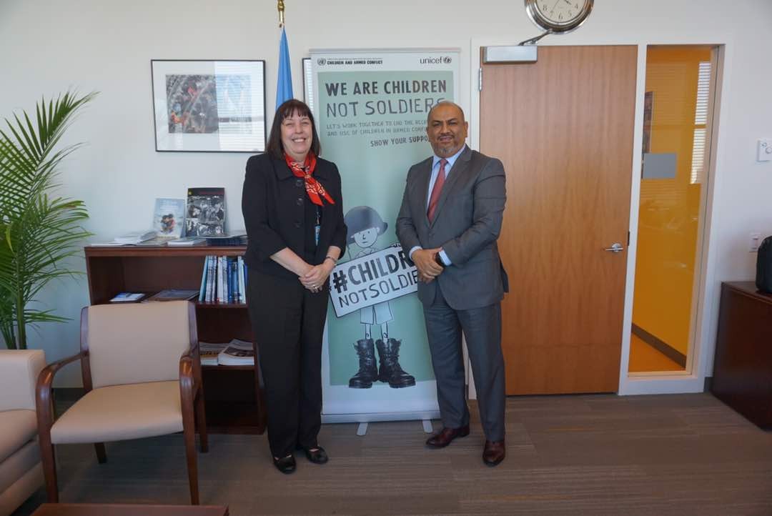 السفير اليمني بالأمم المتحدة يلتقي مسئولاً رفيعاً في المنظمة الدولية