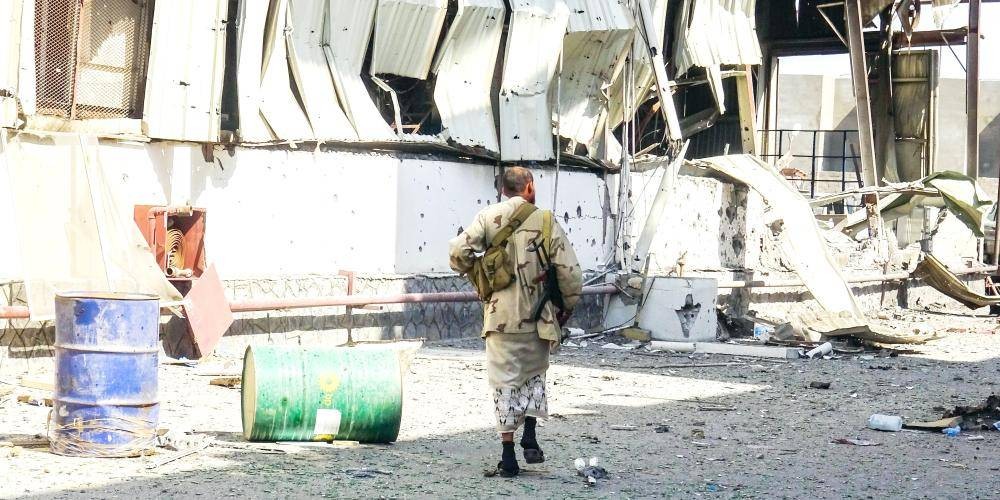 وزير يمني: إعلان الحوثي وقف العمليات العسكرية "مناورة" مكشوفة