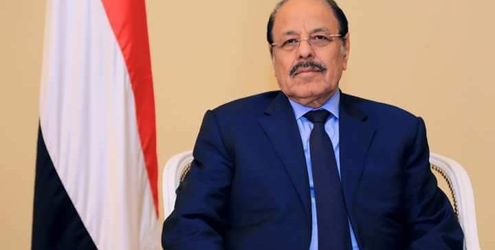 نائب الرئيس يطلع من محافظ حضرموت على الأوضاع الأمنية في المحافظة