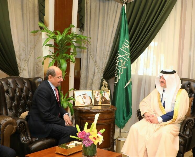 أهم ما ورد في لقاء سفير اليمن بأحد الأمراء السعوديين اليوم