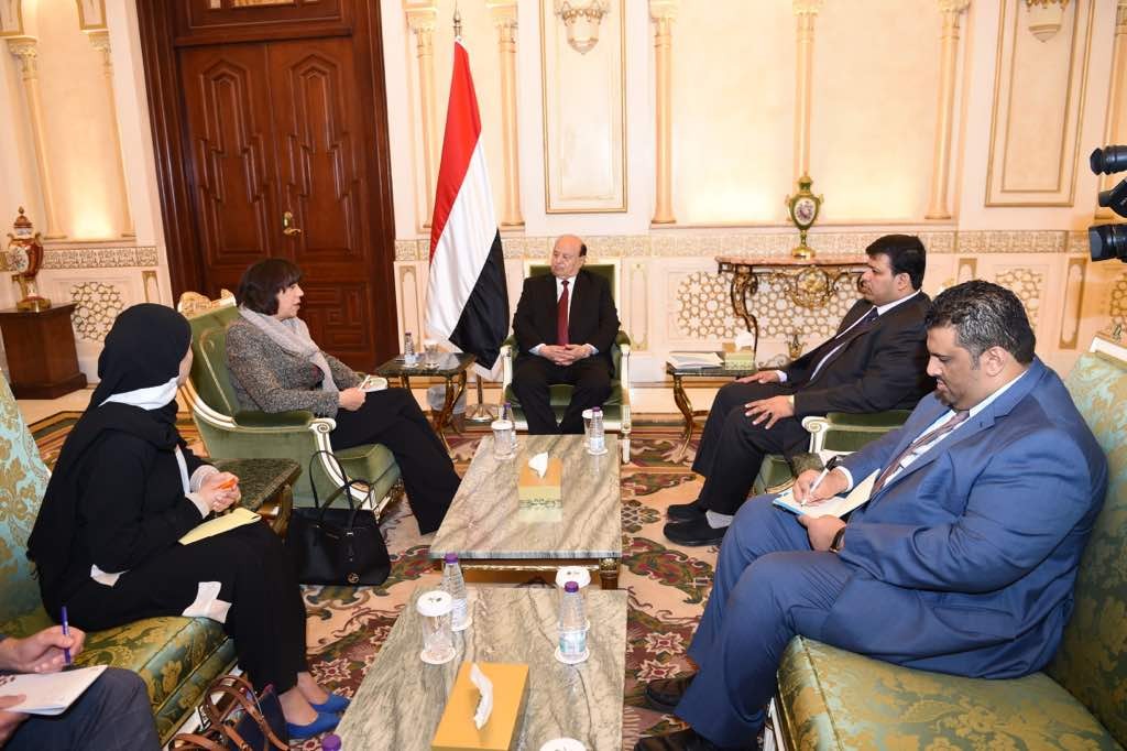 الرئيس هادي يلتقي السفيرة الهولندية في اليمن