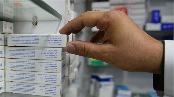 مفوضة الأمم المتحدة السامية تسلم صحة عدن مساعدات دوائية