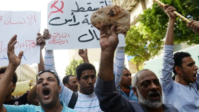 بعد 5 سنوات من ثورة يناير: الخبز مقابل الحرية في مصر