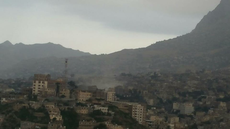الجيش يحبط محاولة تسلل لمليشيات الحوثي في جبهة الضباب بتعز