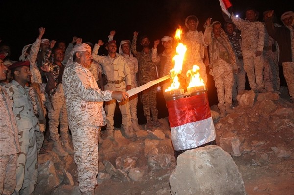 عاجل/ ايقاد شعلة الثورة في العاصمة صنعاء "صورة"