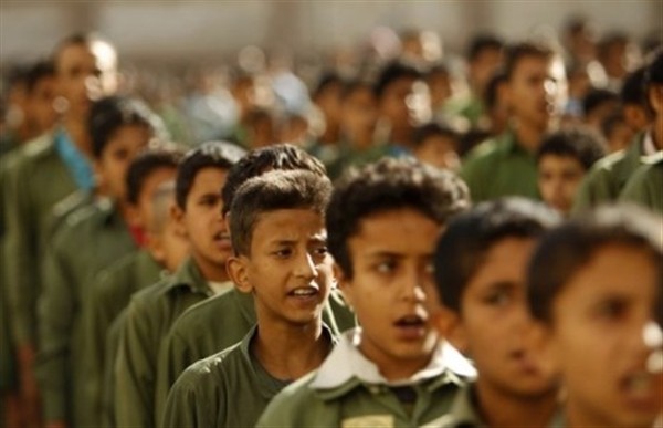 مليشيا الحوثي تفرض أموال باهظة على التعليم
