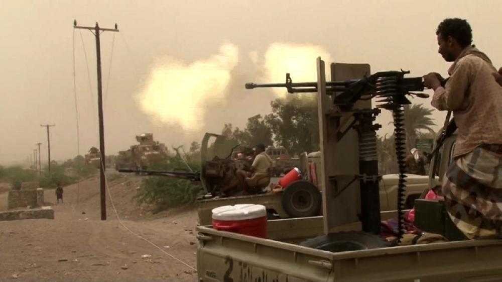 الجيش يستدعى قوات مدربة على أحدث التقنيات القتالية لحسم معركة مدينة الحديدة