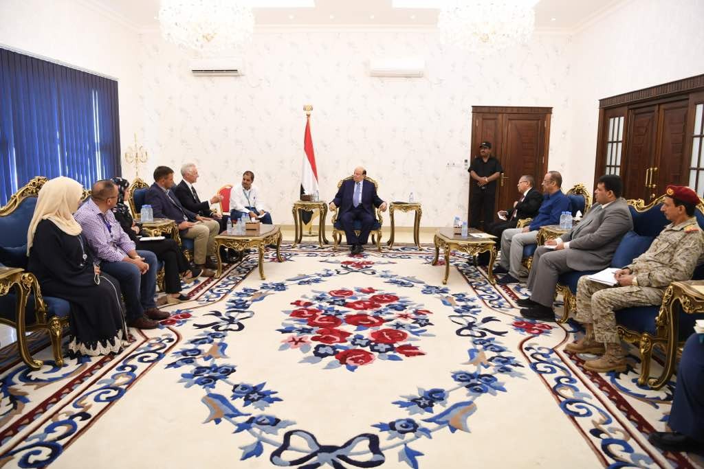 الرئيس هادي يستقبل بعثة الأمم المتحدة بالعاصمة عدن