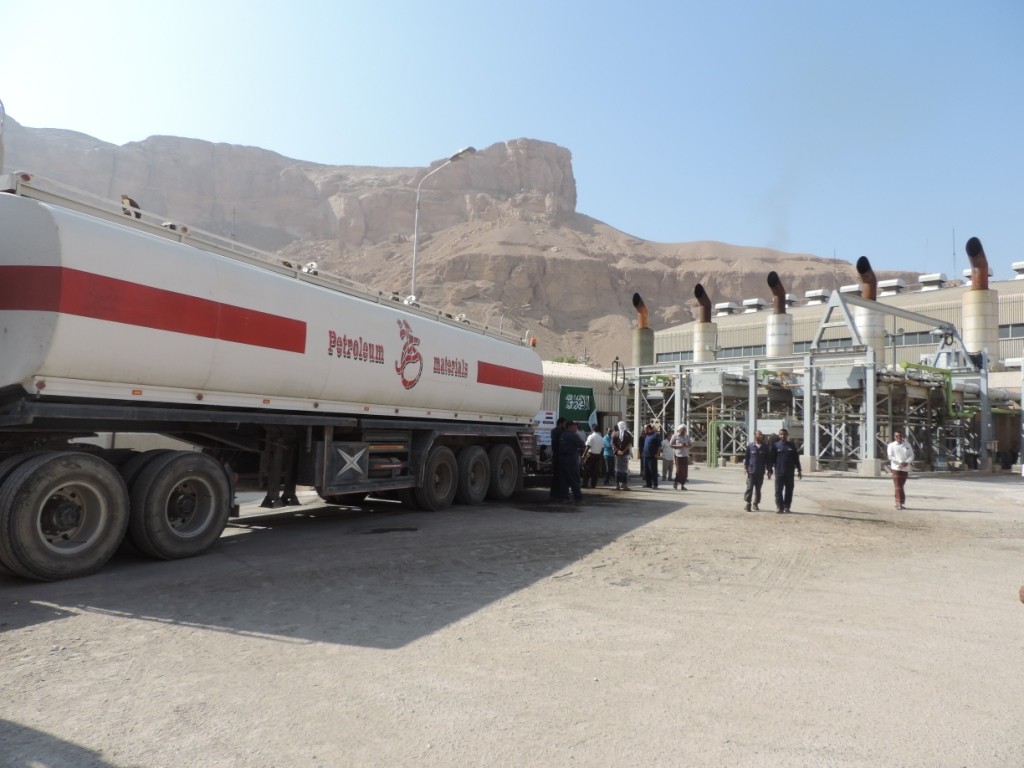 محطات سيئون تستلم الدفعة الأولى من الوقود المقدمة من المنحة السعودية