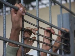 حقوقيون.. أكثر من 70 سجناً سرياً لمليشيا الحوثي بالحديدة