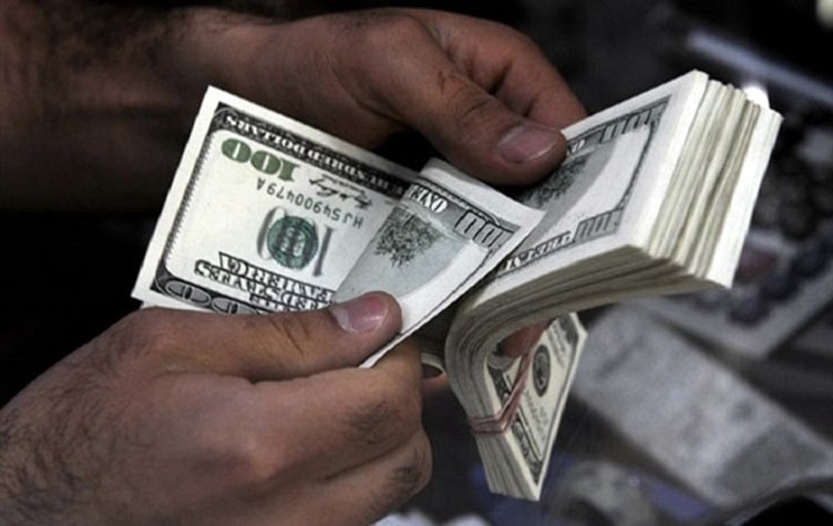 الريال اليمني يستعيد عافيته مجدداً امام الدولار (تعرف على آخر الاسعار)